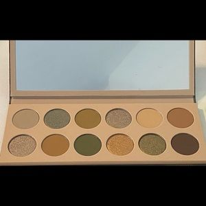 KKW Beauty Camo Pressed Powder Palette